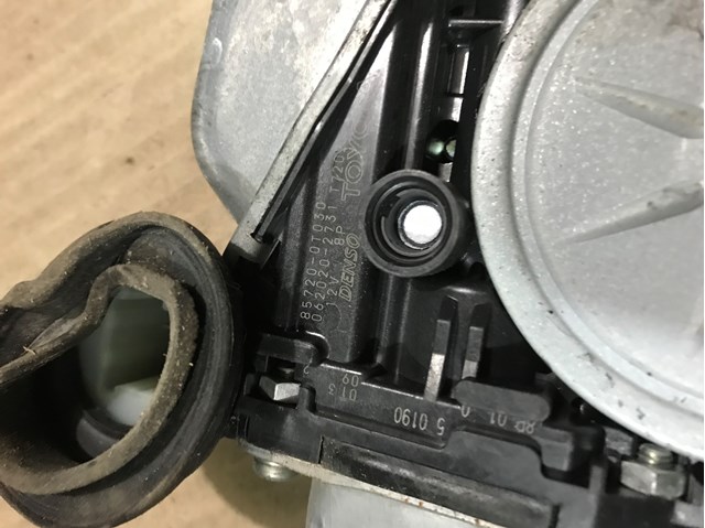 6906006100 TOYOTA Замок двери задней левой купить в Черкассы