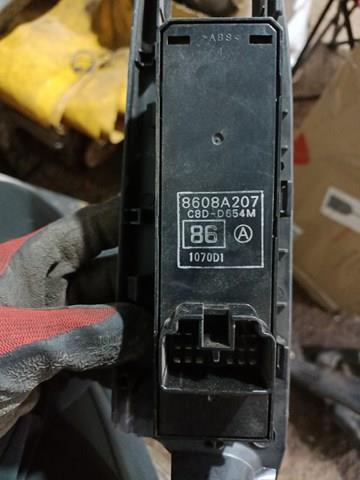 Кнопки переднего левого стеклоподъемника 8608A207 MITSUBISHI
