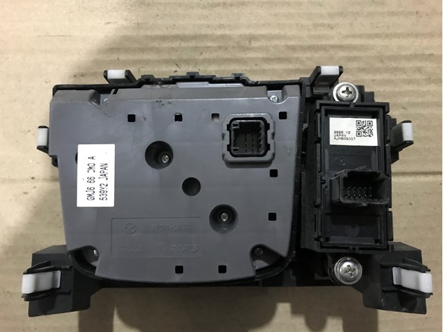 MAZDA GMJ666CM0A Многофункциональный джойстик управления в наличии Николаев