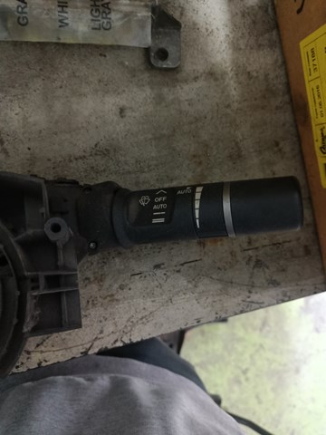 Подрулевой правый переключатель  GS1F66128 MAZDA