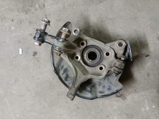 KD3533031A MAZDA Цапфа (поворотный кулак) передний левый купить в Ровно