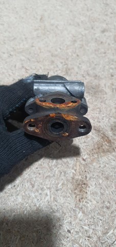 Клапан EGR системы рециркуляции отработавших газов 2W939E456BB JAGUAR