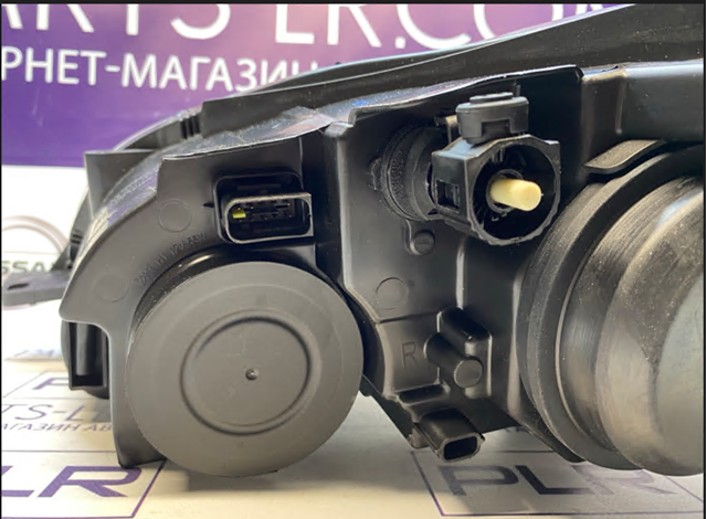 POLCAR 57B2103E Фара правая в наличии Киев