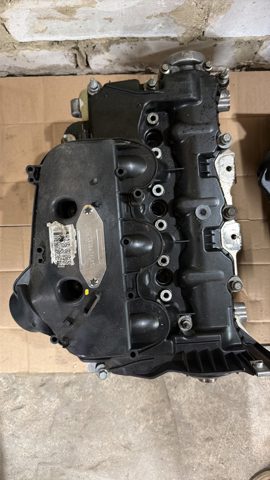 LR014249 Головка блока цилиндров (ГБЦ) правая купить Житомир