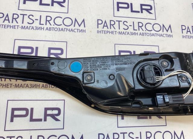 LR111107 LAND ROVER Фонарь задний правый купить в Ирпень