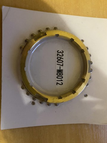 Кольцо синхронизатора 32607M8012 NISSAN