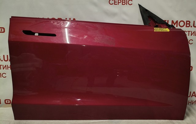 Пассажирская передняя дверь 1081420E0C Tesla Model