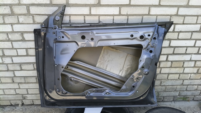 Tesla Model 1501462E0A Дверь передняя правая в наличии Павлоград