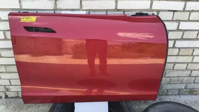 Пассажирская передняя дверь 6006622E0H Tesla Model