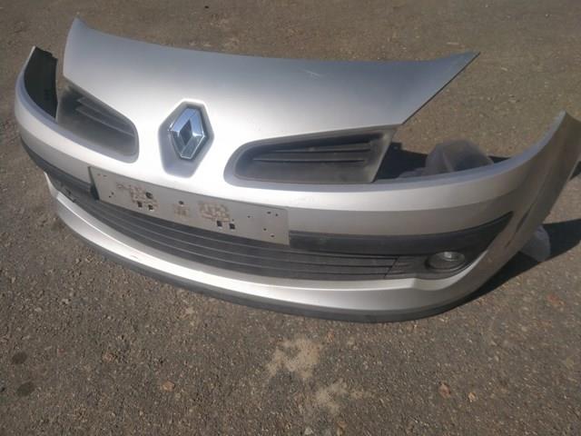 Буфер (бампер) передний 8200402106 RENAULT
