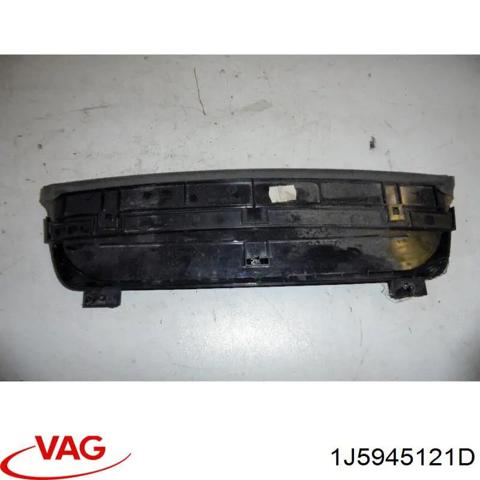 Задние стопы 1J5945121D VAG