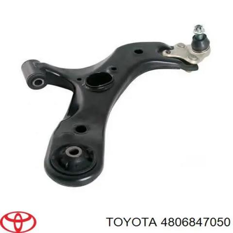 4806847050 TOYOTA Рычаг передней подвески нижний правый купить в Кривой Рог