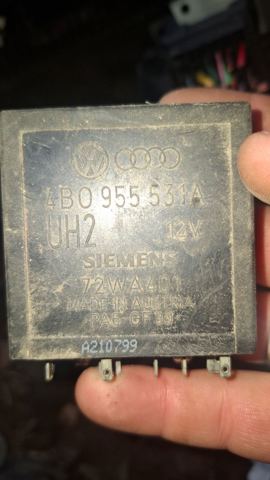 4B0955531A VAG Реле управления стеклоочистителем