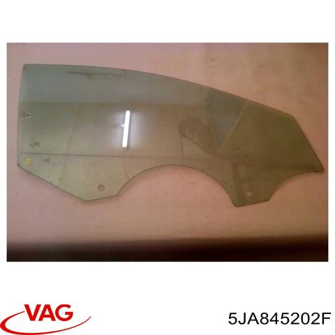 Стекло двери передней правой 5JA845202F VAG