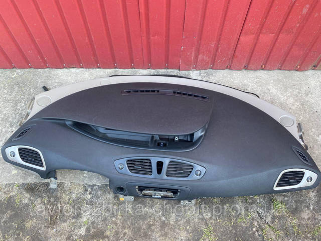 681000016R RENAULT купить в Винница