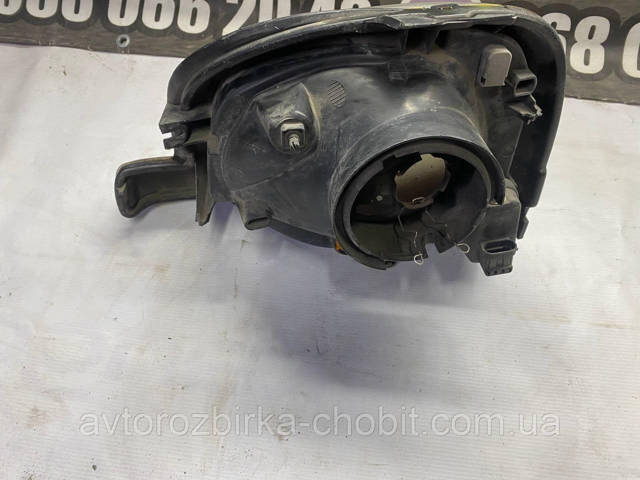 7701044038 RENAULT Фара правая купить в Павлоград