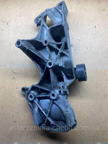 8200066249 RENAULT Кронштейн генератора купить в Львов
