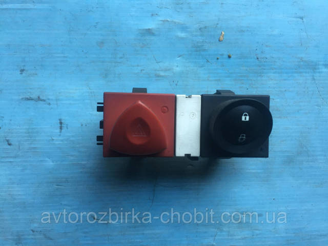 Аварийная кнопка 8200095493 RENAULT