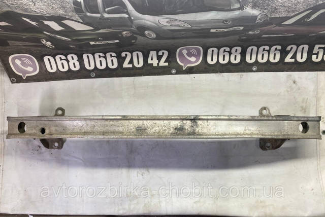 Балка бампера переднего 8200124595 RENAULT
