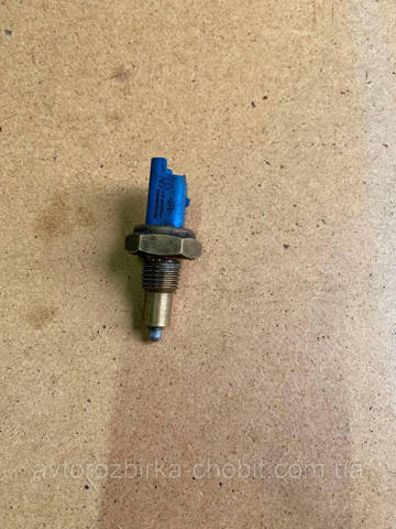 Включатель фонарей заднего хода 8200209496 RENAULT