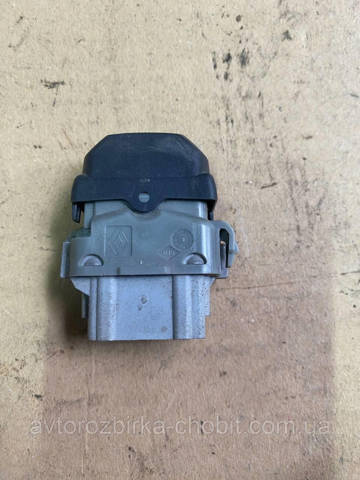 8200315013 RENAULT Кнопка включения мотора стеклоподъемника передняя правая купить в Запорожье