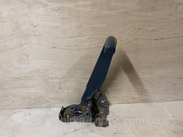 Рычаг ручного тормоза 8200892487 RENAULT