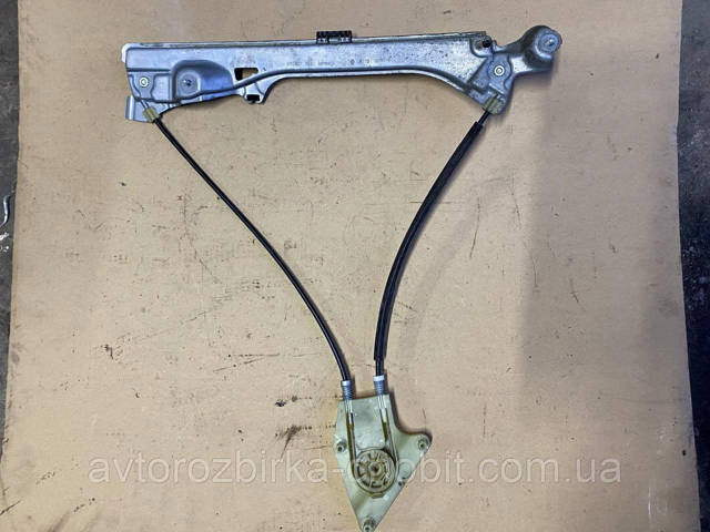 Стеклоподъемник задней левой двери 827010001R RENAULT