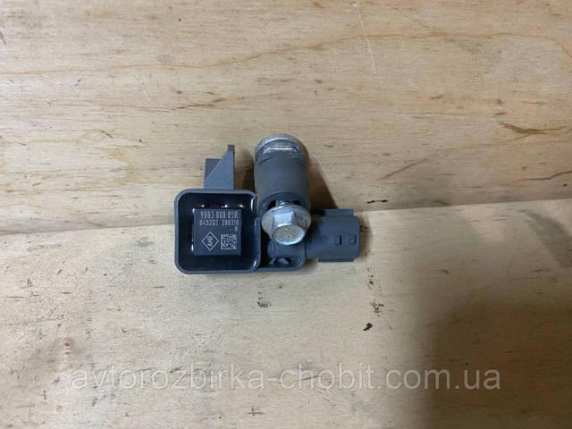 Датчик подушки безопасности 988300005R RENAULT