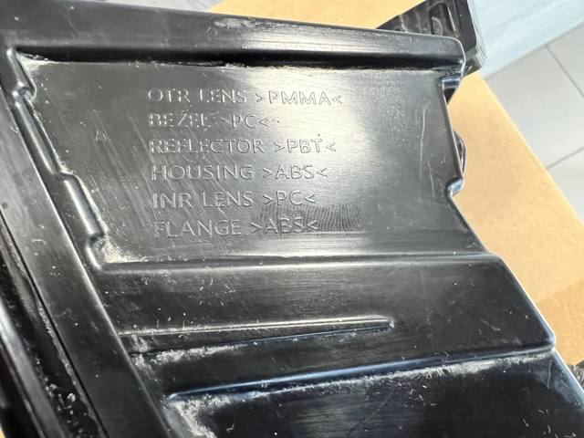 92402GI000 HYUNDAI Фонарь задний правый купить в Киев