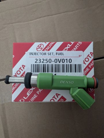 Топливные форсунки 232500V010 TOYOTA