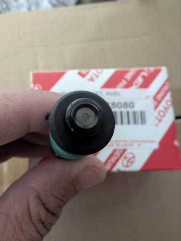 2325028080 TOYOTA Форсунка впрыска топлива купить в Тернополь