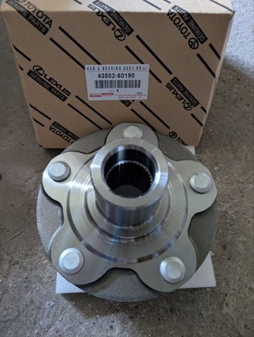 Колеса и ступицы 4350260190 TOYOTA