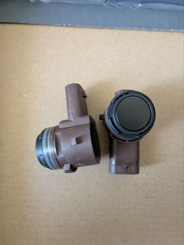 Парктроник передний LR093843 LAND ROVER