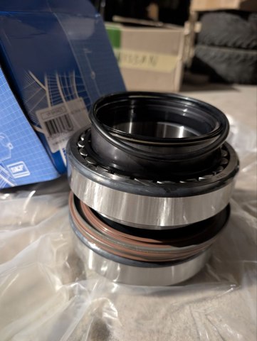 Задний подшипник VKBA5423 SKF
