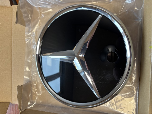 MERCEDES 0008882200 в наличии Ирпень