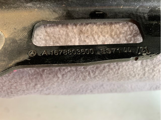 Правая петля капота  1678803600 MERCEDES