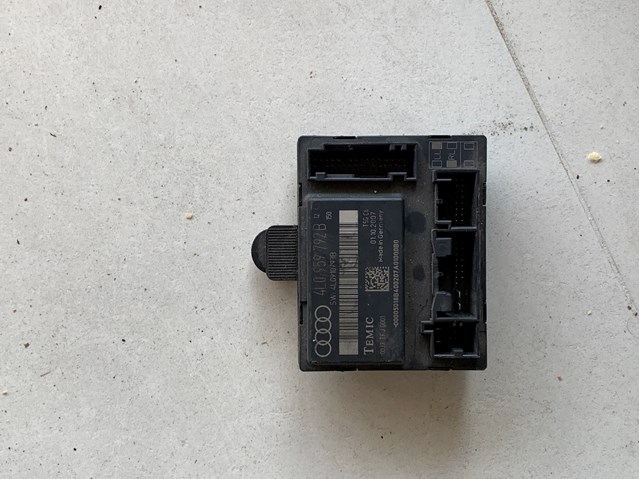 Блок комфорта передней двери 4L0959792B VAG