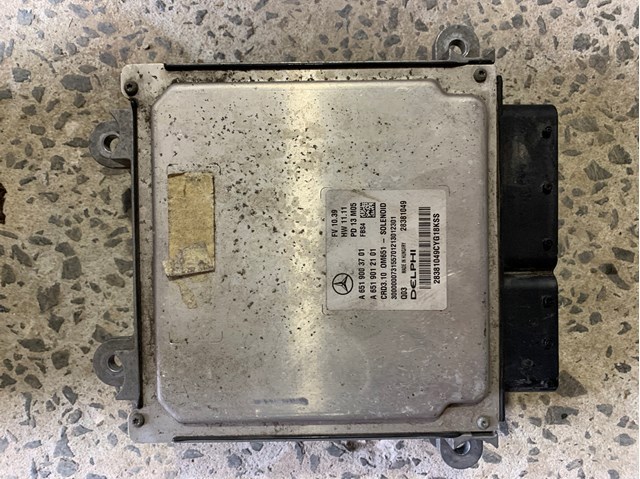 Модуль управления двигателем 6519003701 MERCEDES