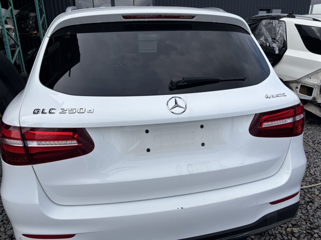 Задняя ляда A2537400305 MERCEDES