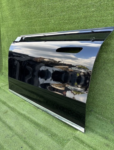 Водительская дверь A2977205500 MERCEDES