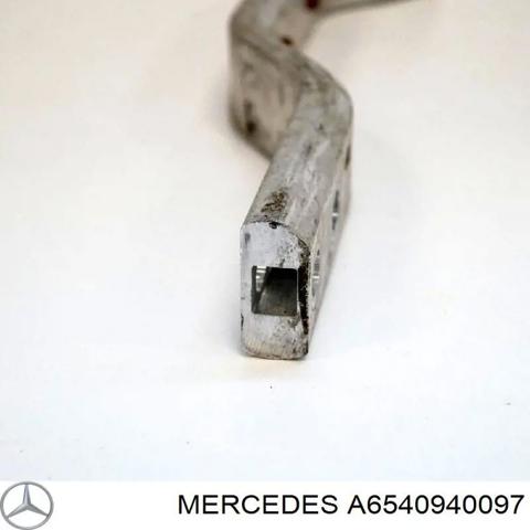 Патрубок воздушный, вход воздушного фильтра A6540940097 MERCEDES