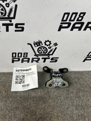 6875006010 TOYOTA Петля двери задней правой купить в Ужгород