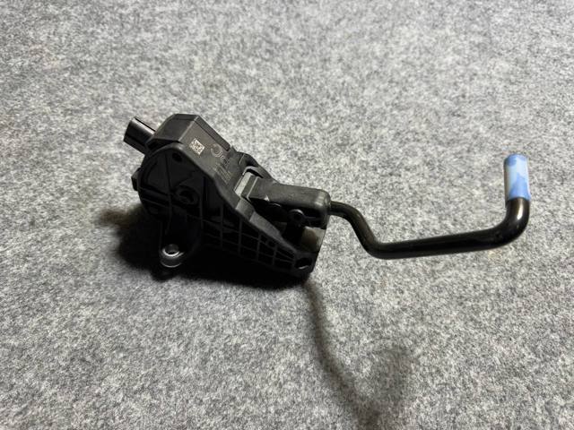 Педали газа 7811006061 TOYOTA