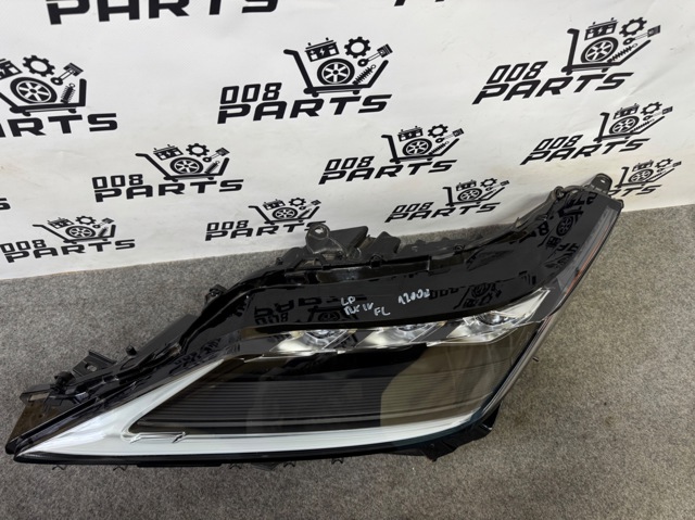 TOYOTA 8118548F71 в наличии Черновцы
