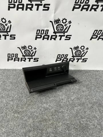 Гнездо-розетка прикуривателя 8553042010 TOYOTA