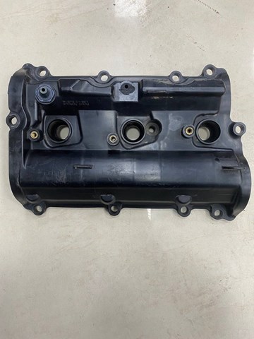 13264EY01C NISSAN Крышка клапанная правая купить в Павлоград
