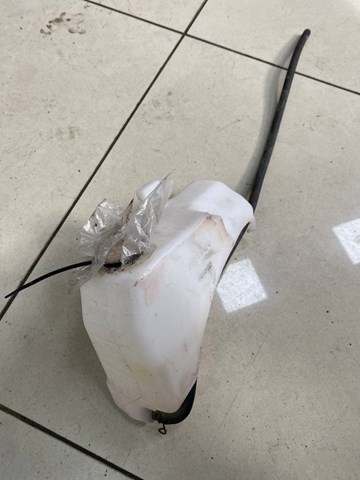 Водяной бачок системы охлаждения 164700P040 TOYOTA