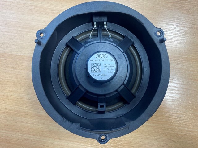 VAG 8K0035411A Динамик передней двери в наличии Николаев