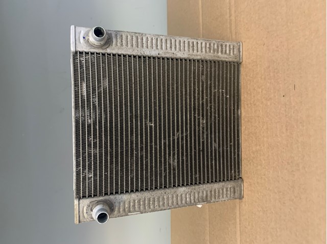 17118620207 BMW Радиатор охлаждения двигателя правый купить в Черкассы