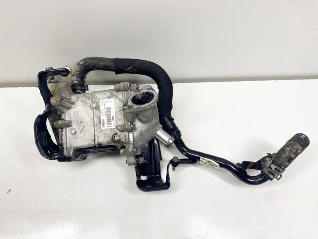 Радиатор системы рециркуляции ОГ LR073730 LAND ROVER